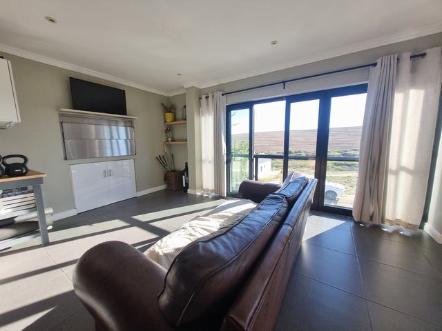 3 Bedroom Property for Sale in Mount Royal Golf Estate Western Cape